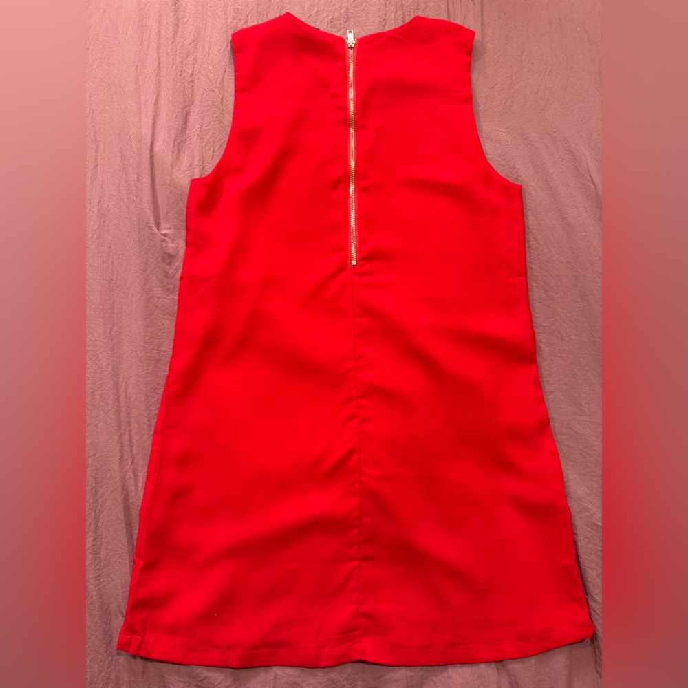 Red Dress - Picture 3 of 6
